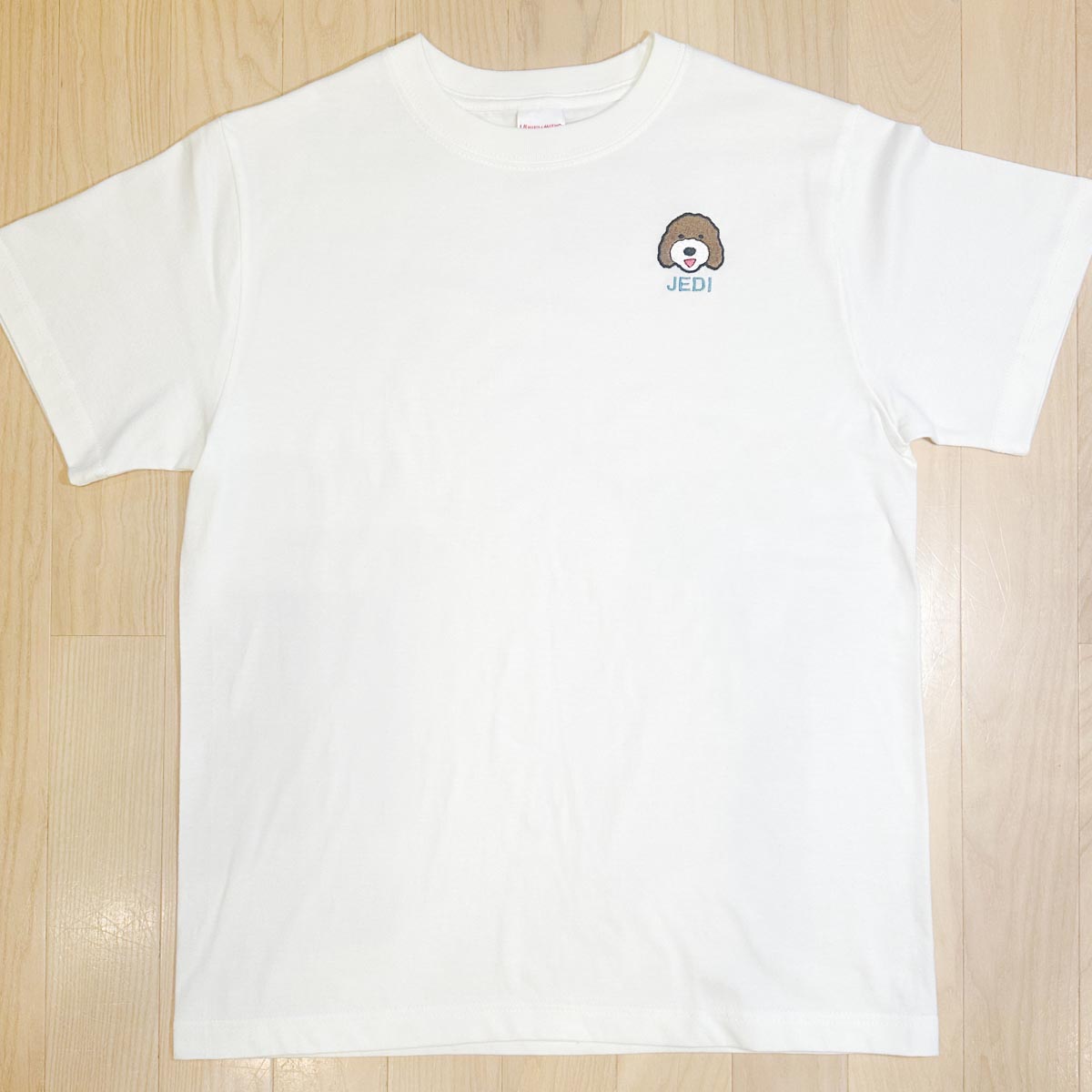 刺繍Tシャツ